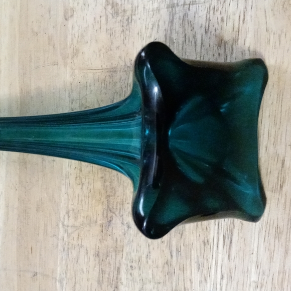 🇺🇸Vintage 16" Hand blown Green Glass Vase B&B Glass Rare Made In U.S.A. - Picture 11 of 12